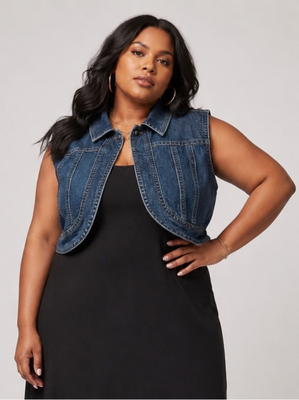 ASHLEY STEWART PLUS size 3X DenimVest. Cropped, hook and eye closure.